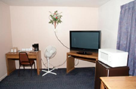 Regency Inn 코만셰 외부 사진