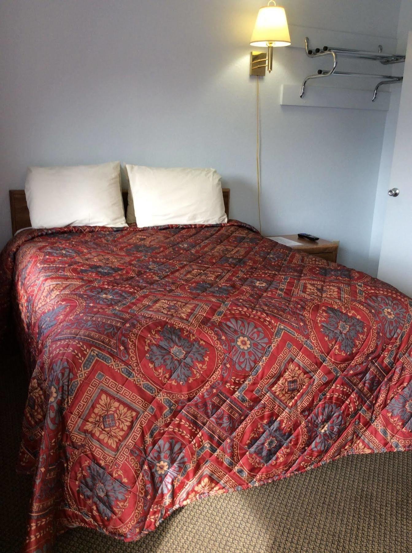 Regency Inn 코만셰 외부 사진