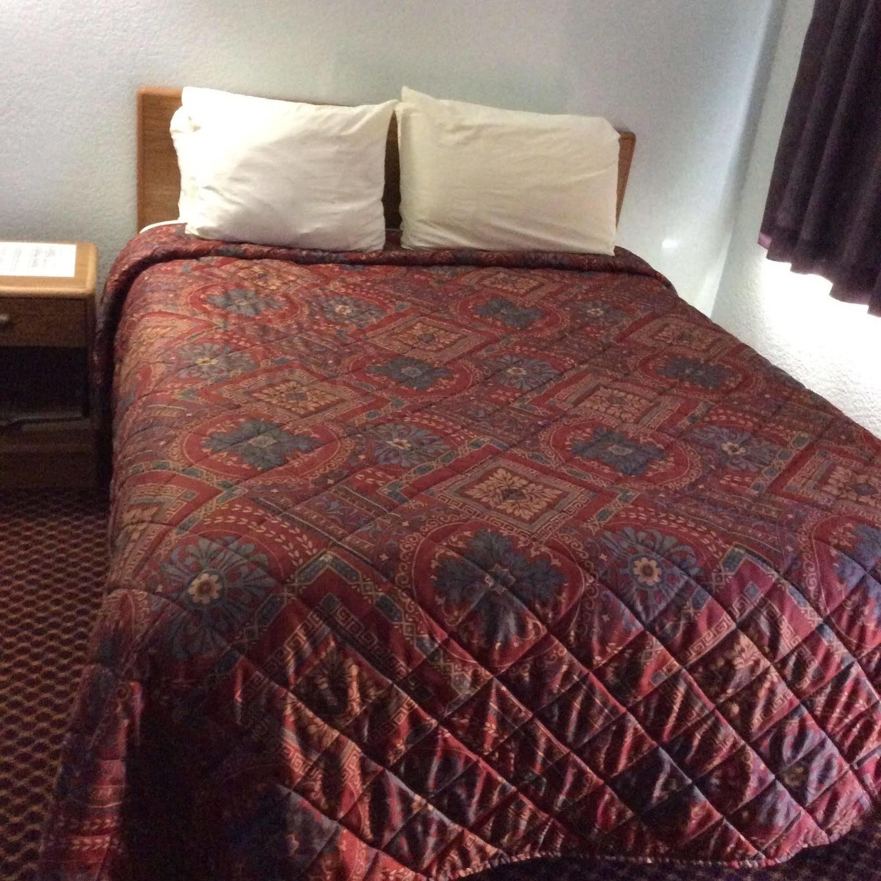 Regency Inn 코만셰 외부 사진
