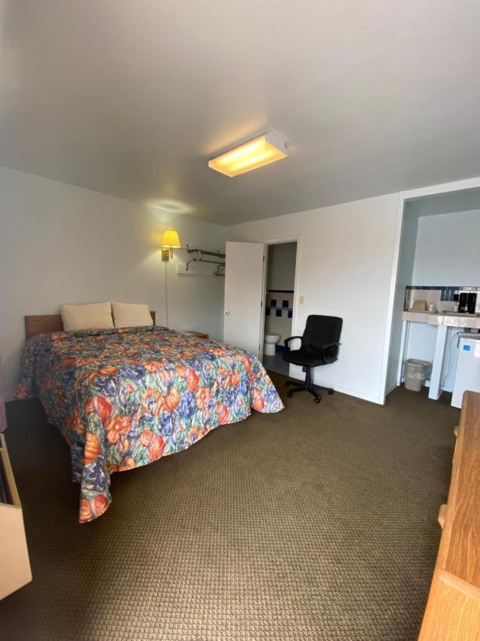 Regency Inn 코만셰 외부 사진